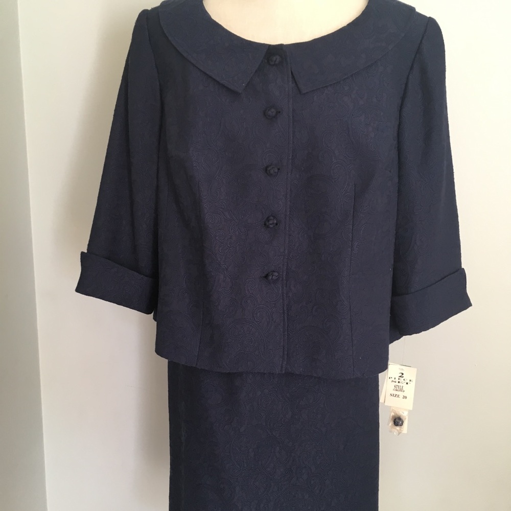 NWT Maggy London 2 Piece Skirt Suit Sz20WP Navy